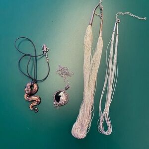 Necklace set of 4